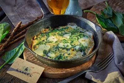 Грузинский омлет со шпинатом