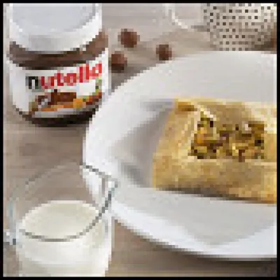 Блины на кефире с бананом, Nutella® и фисташками