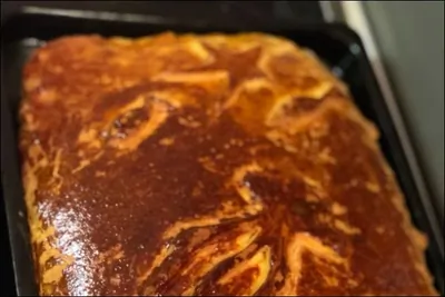 Закусочный пирог с красной рыбой