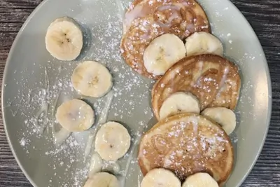 Кукурузные оладьи на сметане