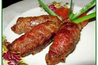 Мясные рулеты с овощами