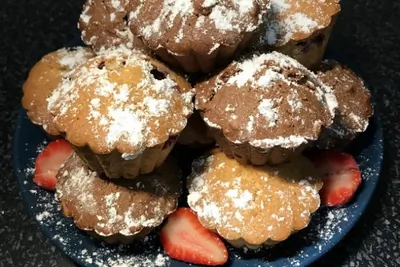 Кексы с брусникой