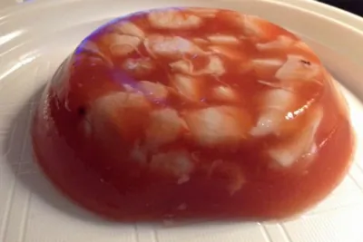 Холодец из курицы в томатном соке без соли