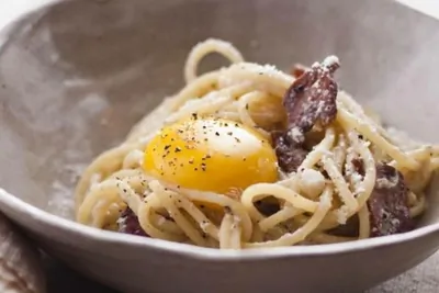 Паста карбонара с гуанчиале