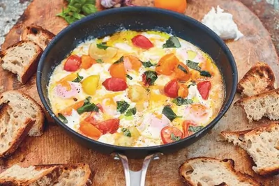 Яичница с моцареллой