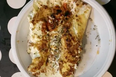 Белковый омлет на сковороде