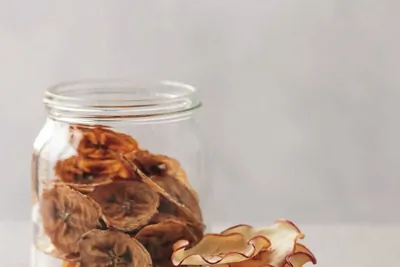 Чипсы из банана и яблока