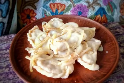 Вареники с капустой и луком