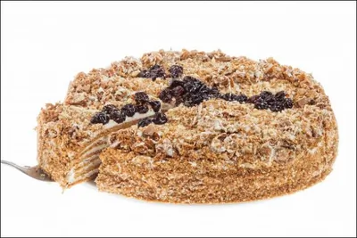 Торт «Рыжик» с грецкими орехами