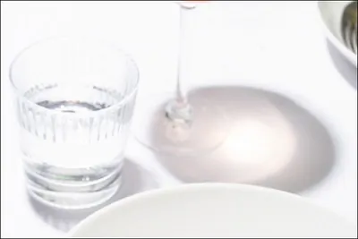 Батат с кремом из авокадо и диким рисом