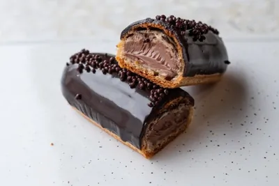 Шоколадные эклеры