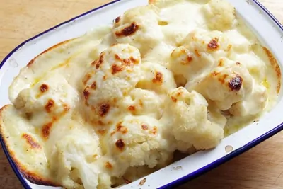 Цветная капуста с мускатным орехом под соусом бешамель