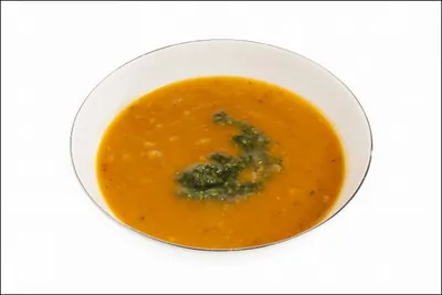 Тыквенный суп-пюре с помидорами и чечевицей