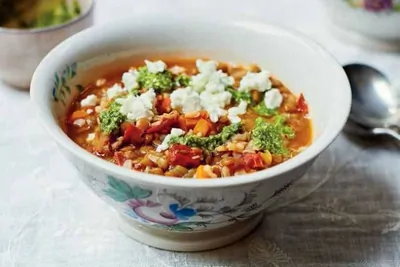 Таджикский рисовый суп с зеленой чечевицей