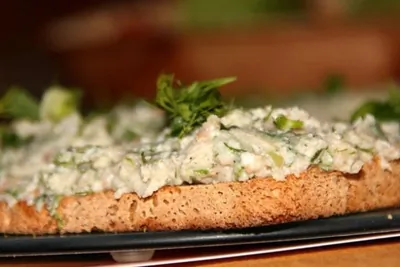 Закуска из селедки с творогом