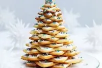 Праздничная ёлка из печенья