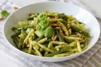 Паста с песто и картофелем