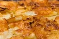 Картофель с грибами и соусом «Бешамель»