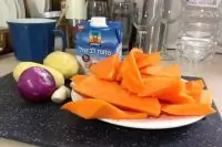 Суп-пюре из тыквы с чесноком