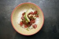 Поке с тунцом блюфин