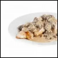 Куриная грудка со сморчками и сливочно-хересным соусом