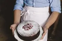 Шоколадный пирог с соленым маслом