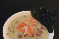 Суп-пюре из цветной капусты с аргентинскими креветками