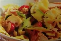 Фарфалле с авокадо