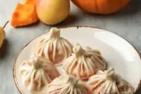 Сладкие хинкали с тыквой и грушей