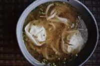 Куриный суп с пельменями и лапшой