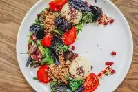 Салат с печеной свеклой и булгуром