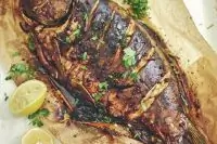 Карп, запеченный в азиатском маринаде