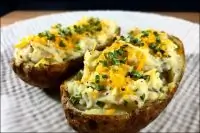 Печеный картофель с грибами и шпинатом