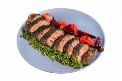 Диафрагма барбекю с гремолатой и молодой свеклой