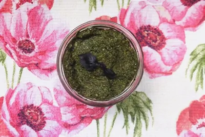 Песто из фиолетового базилика