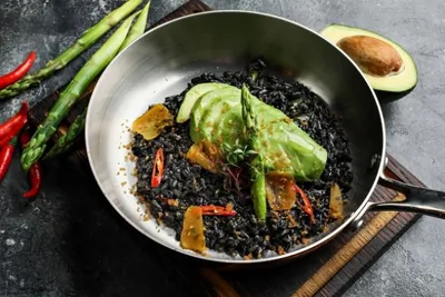 Черное ризотто