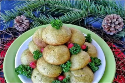 Закусочные эклеры «Родственники оливье»