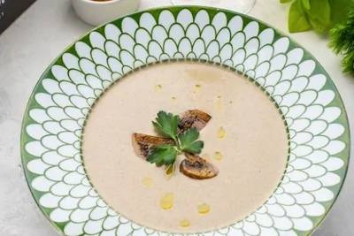 Крем-суп из грибов с сухариками