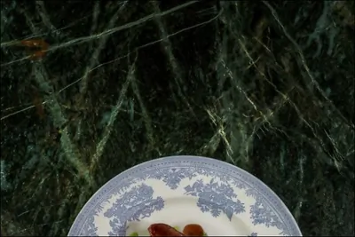 Утиная грудка с запеченным персиком