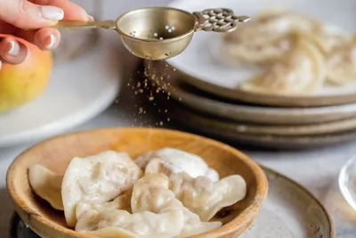 Вареники с яблоком и грушей