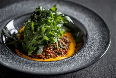 Чечевичная каша с паровыми овощами