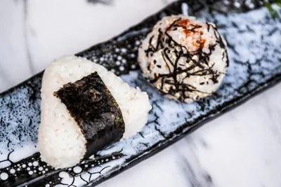 Онигири с курицей