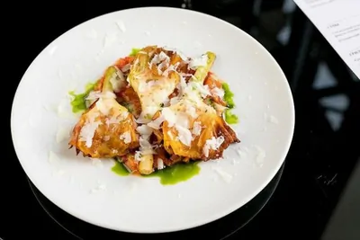 Жареные артишоки с базиликовым маслом