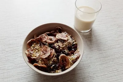 Сыроедческая бананово-кокосовая гречневая каша