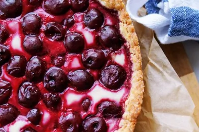 Тирольский пирог с вишней