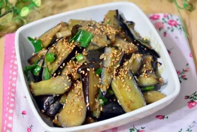 Баклажаны по-корейски с кунжутом