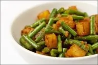Карри с картофелем и стручковой фасолью