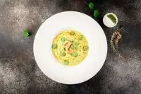 Крем-суп из брокколи с лососем в сладком чили