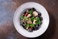 Конкильоне с лососем