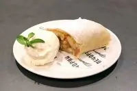 Штрудель с яблоками